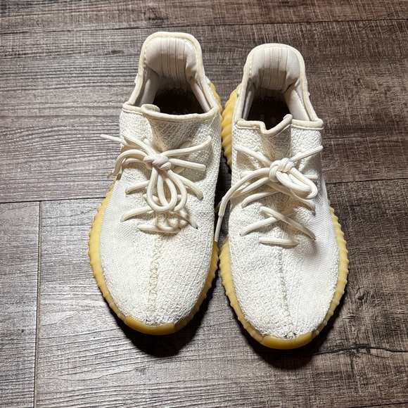 Adidas Yeezy Boost 350 V2 sneakers